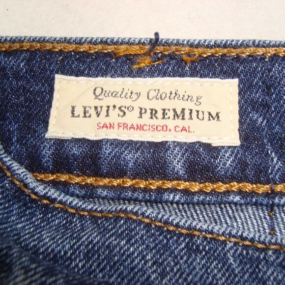 LEVI'S Premium Wedgie Big E Bootcut Button Fly Blue Denim Jeans - Picture 12 of 14